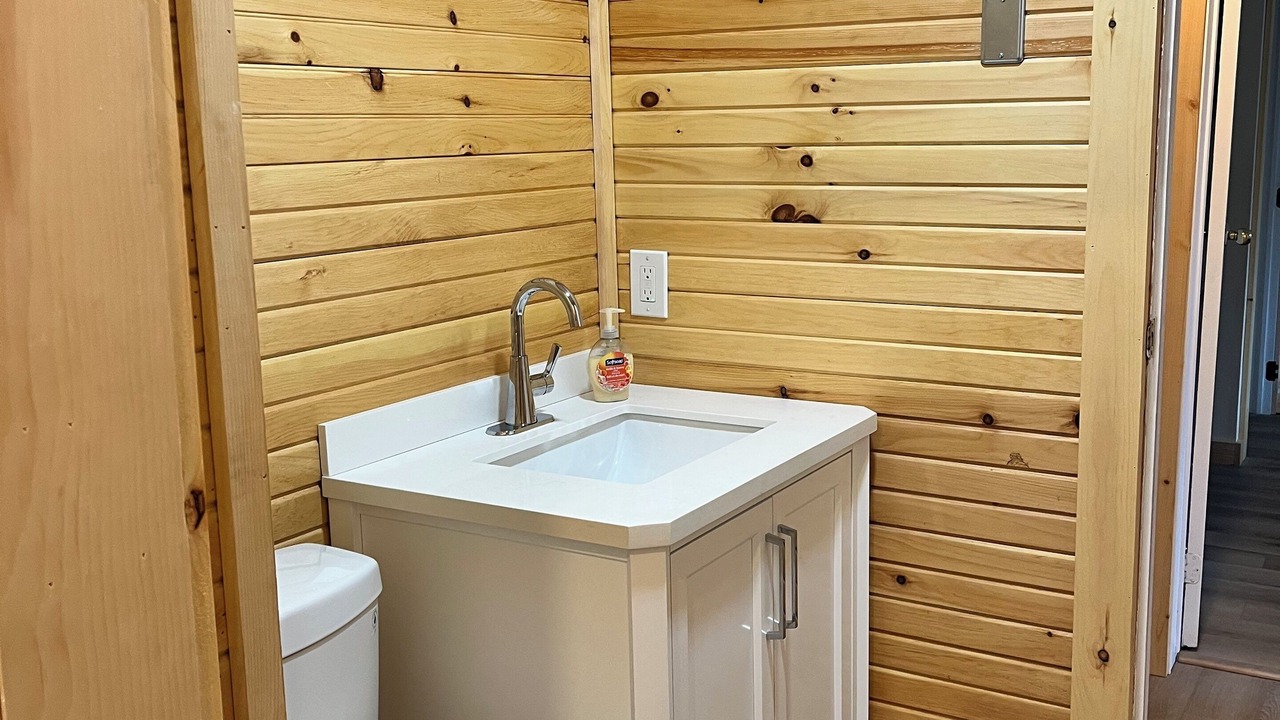 Photo of Bathroom in Chelton