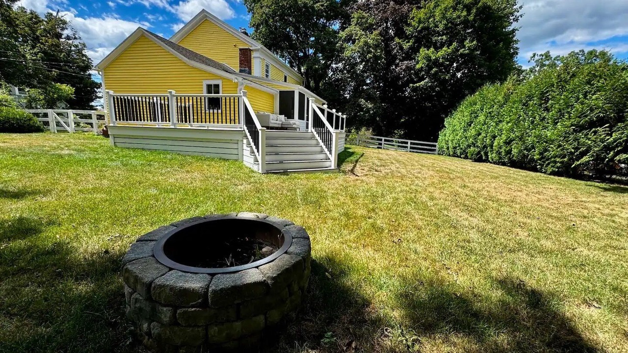 Photo of Outdoor in Amherst