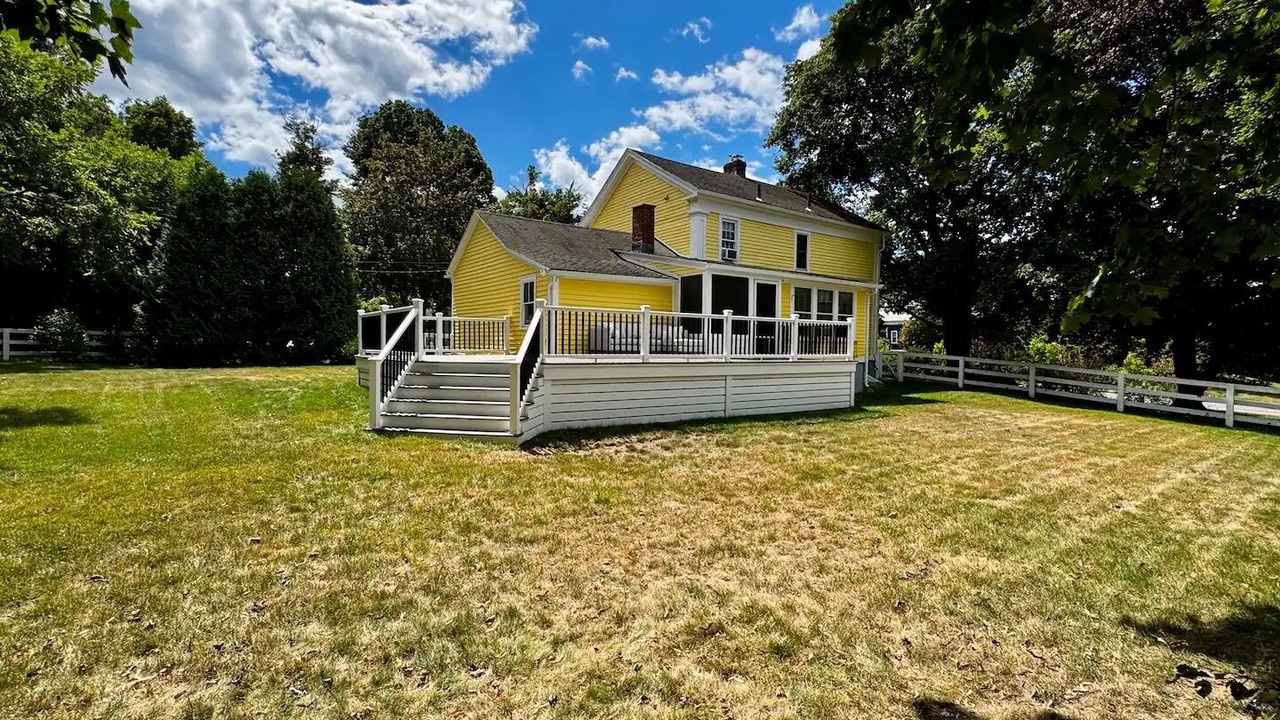 Photo of Outdoor in Amherst