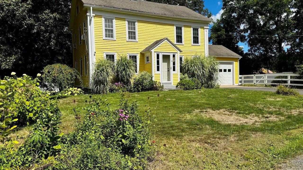 Photo of Outdoor in Amherst