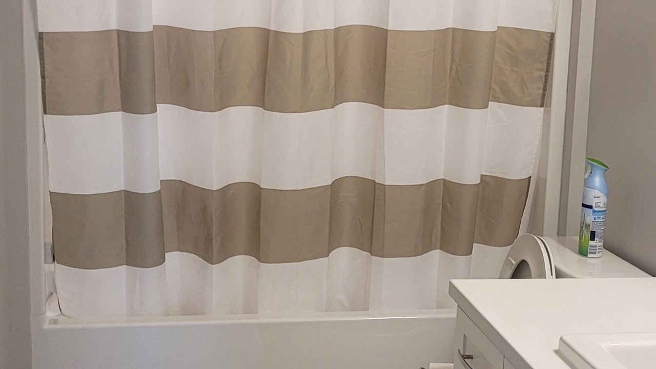 Photo of Bathroom in Dieppe