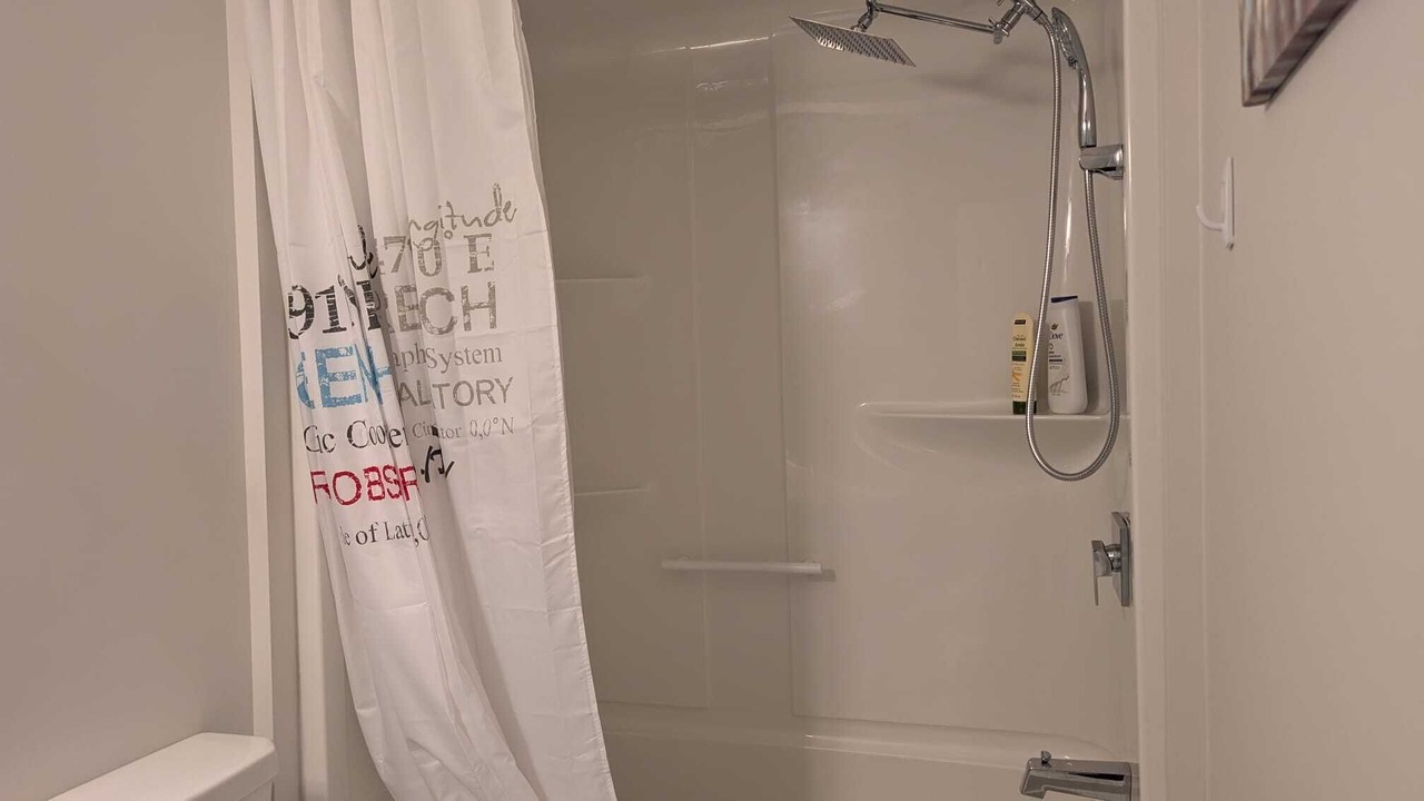 Photo of Bathroom in Dieppe