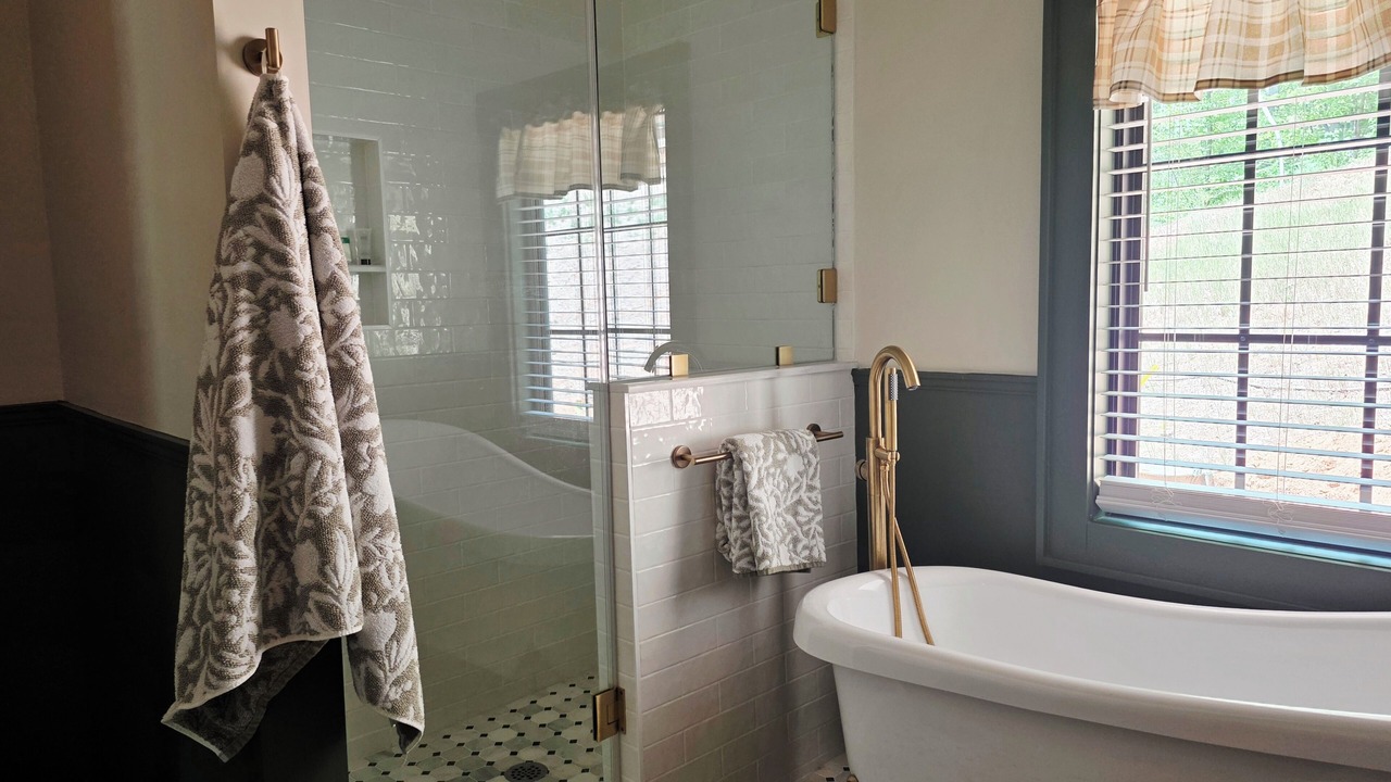 Photo of Bathroom in Faber