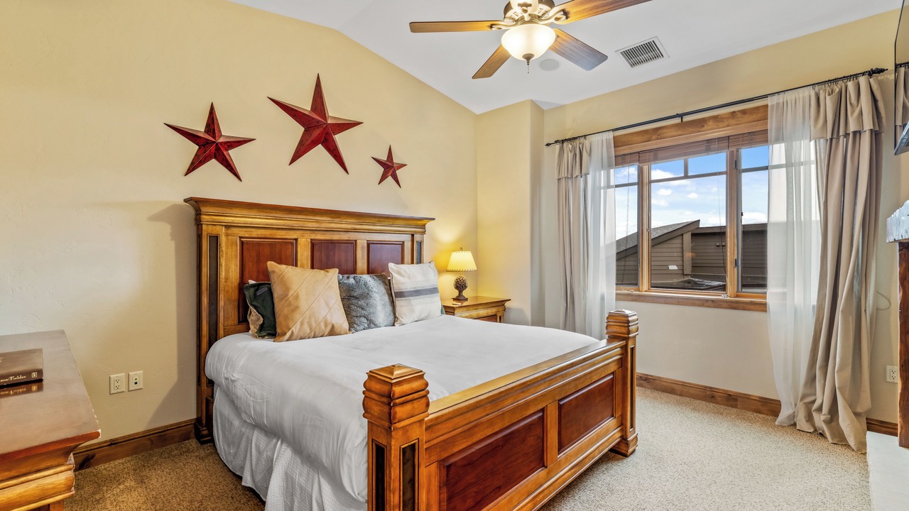 Photo of Bedroom in Steamboat Springs