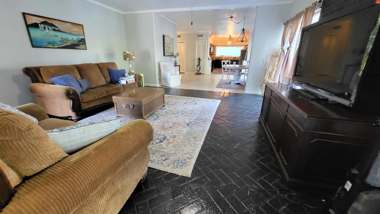 Photo of Livingroom in Monroe