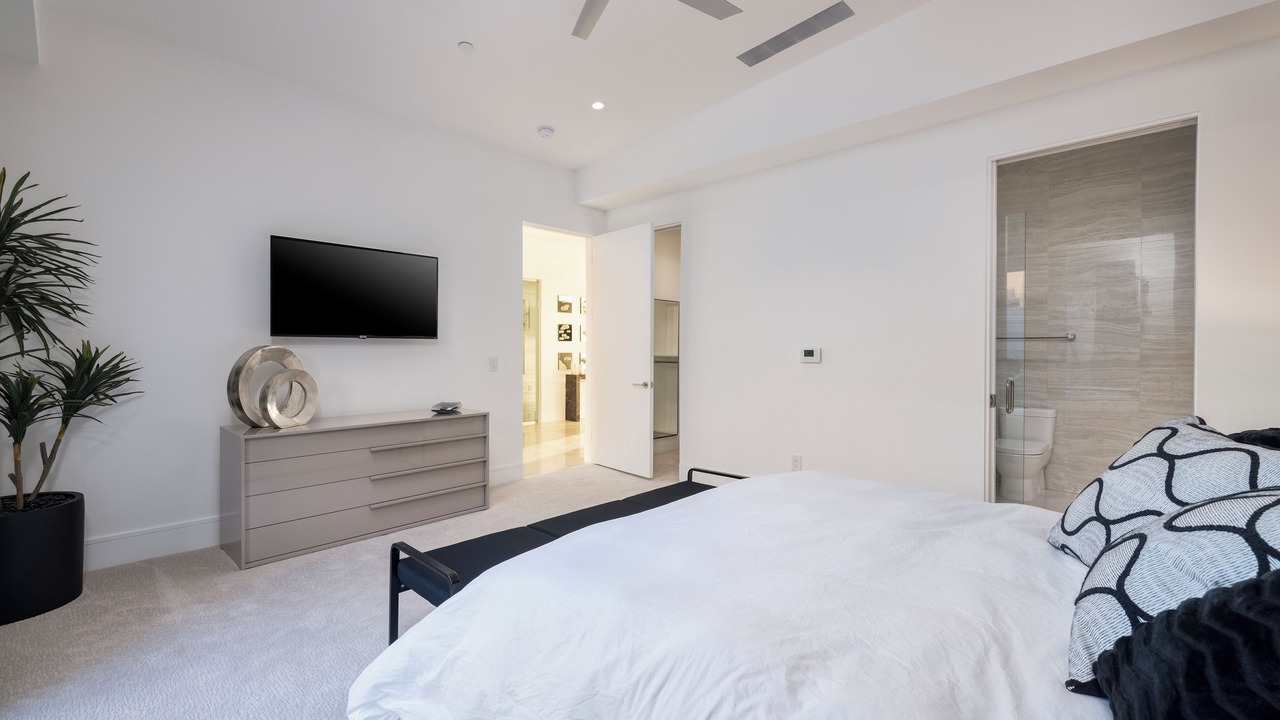 Photo of Bedroom in MacDonald Highlands