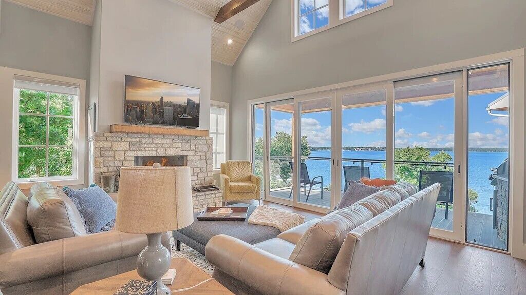 Photo of Livingroom in Langley