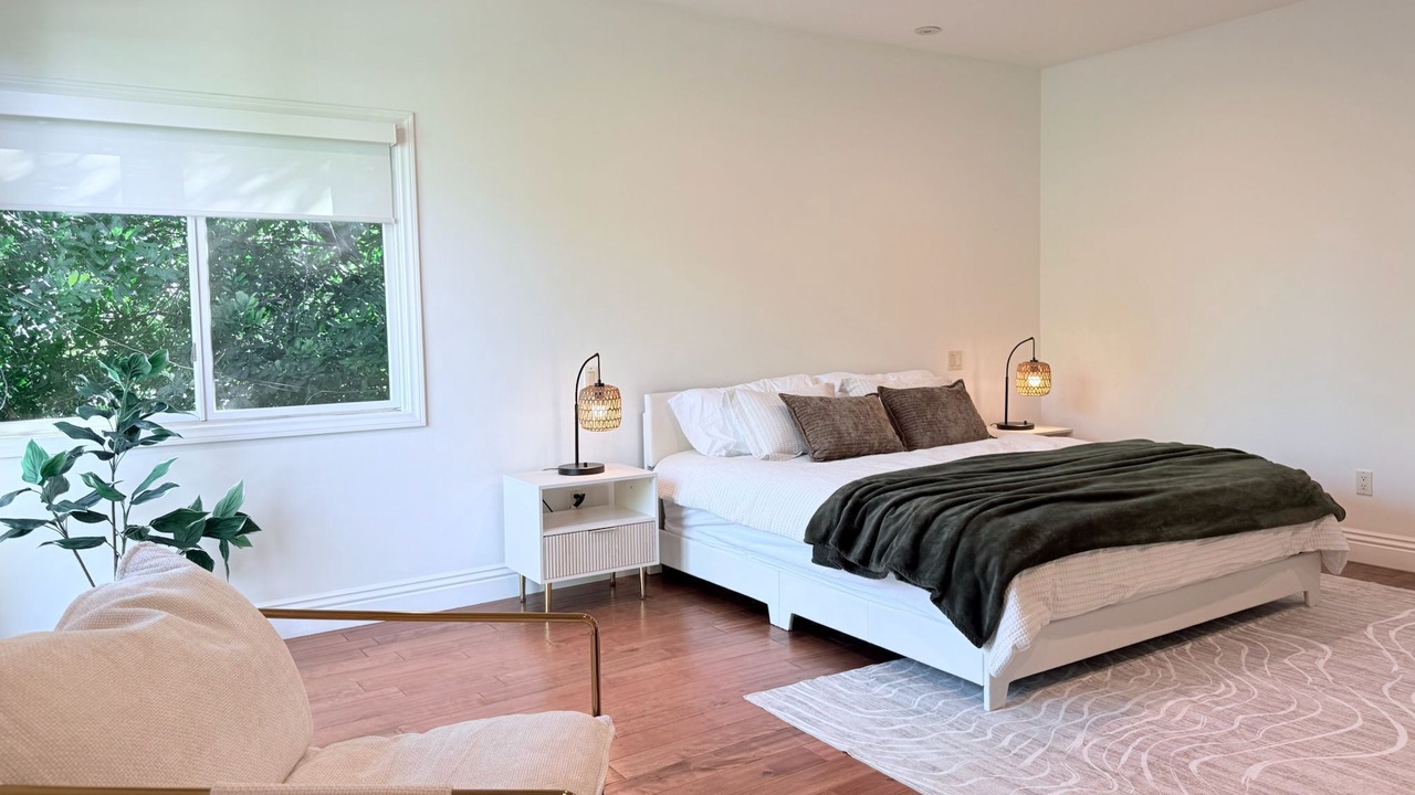Photo of Bedroom in Sherman Oaks