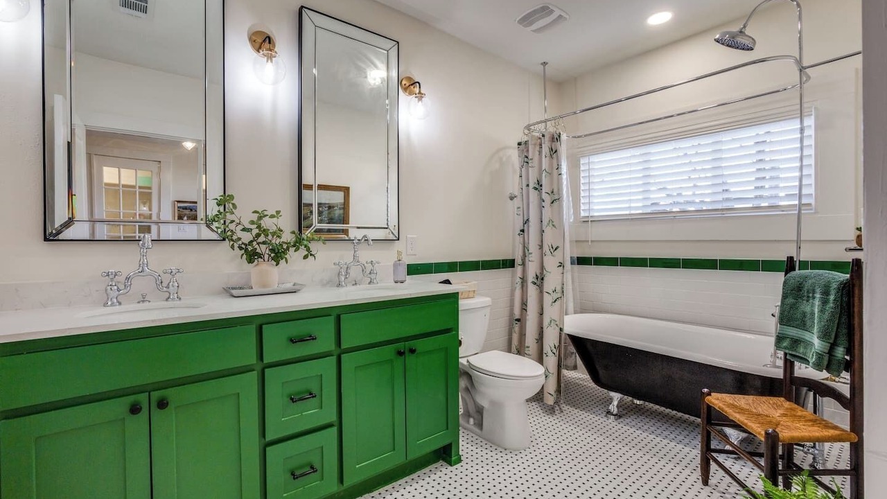 Photo of Bathroom in Rockwall