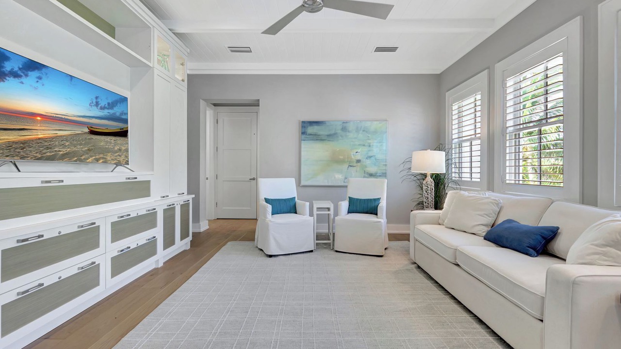 Photo of Livingroom in Old Naples