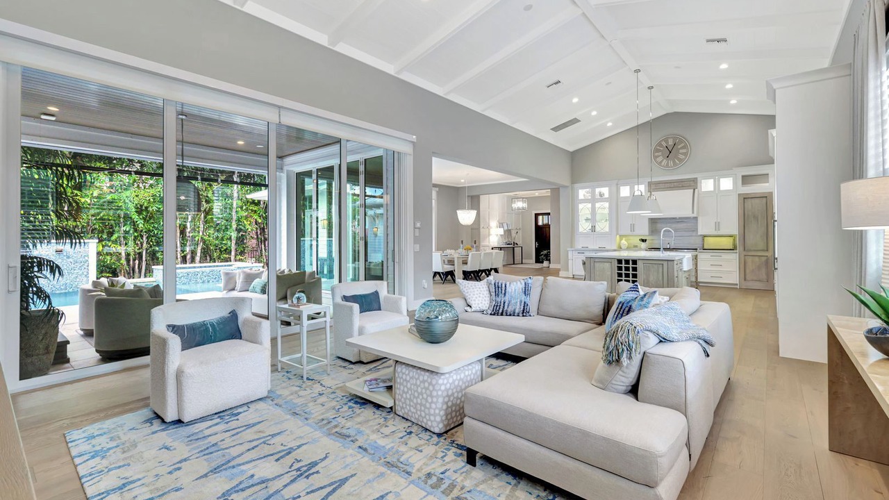 Photo of Livingroom in Old Naples