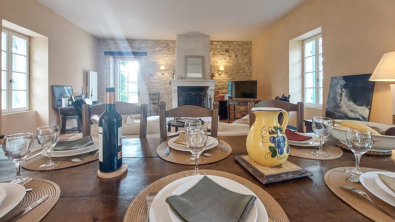 Photo of Bedroom in Saint-Aubin-de-Cadelech