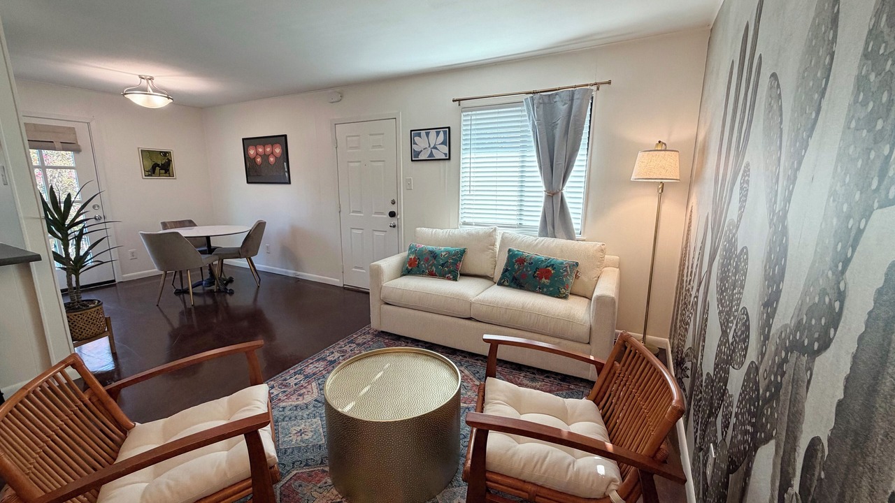 Photo of Livingroom in Hyde Park
