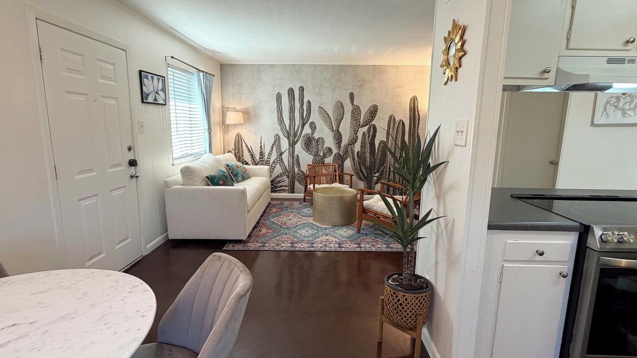Photo of Livingroom in Hyde Park