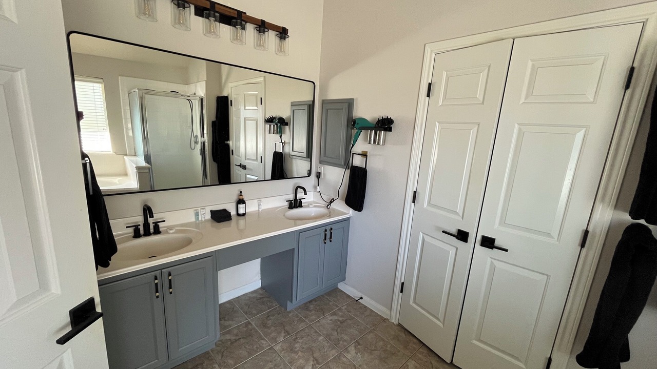 Photo of Bathroom in Walden on Lake Conroe