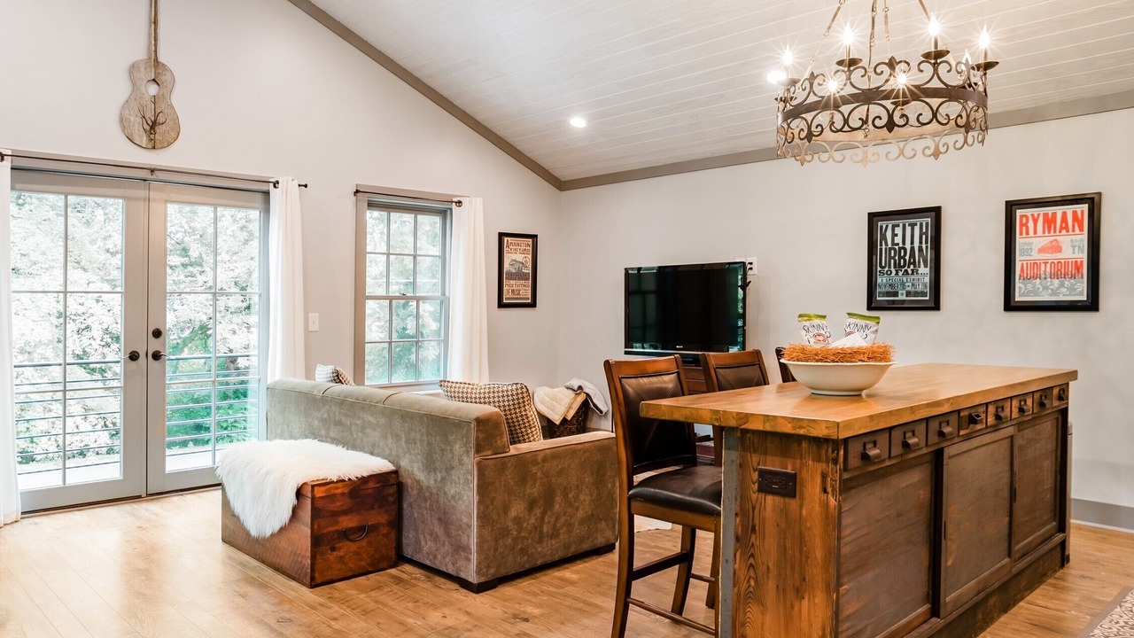 Photo of Livingroom in Green Hills