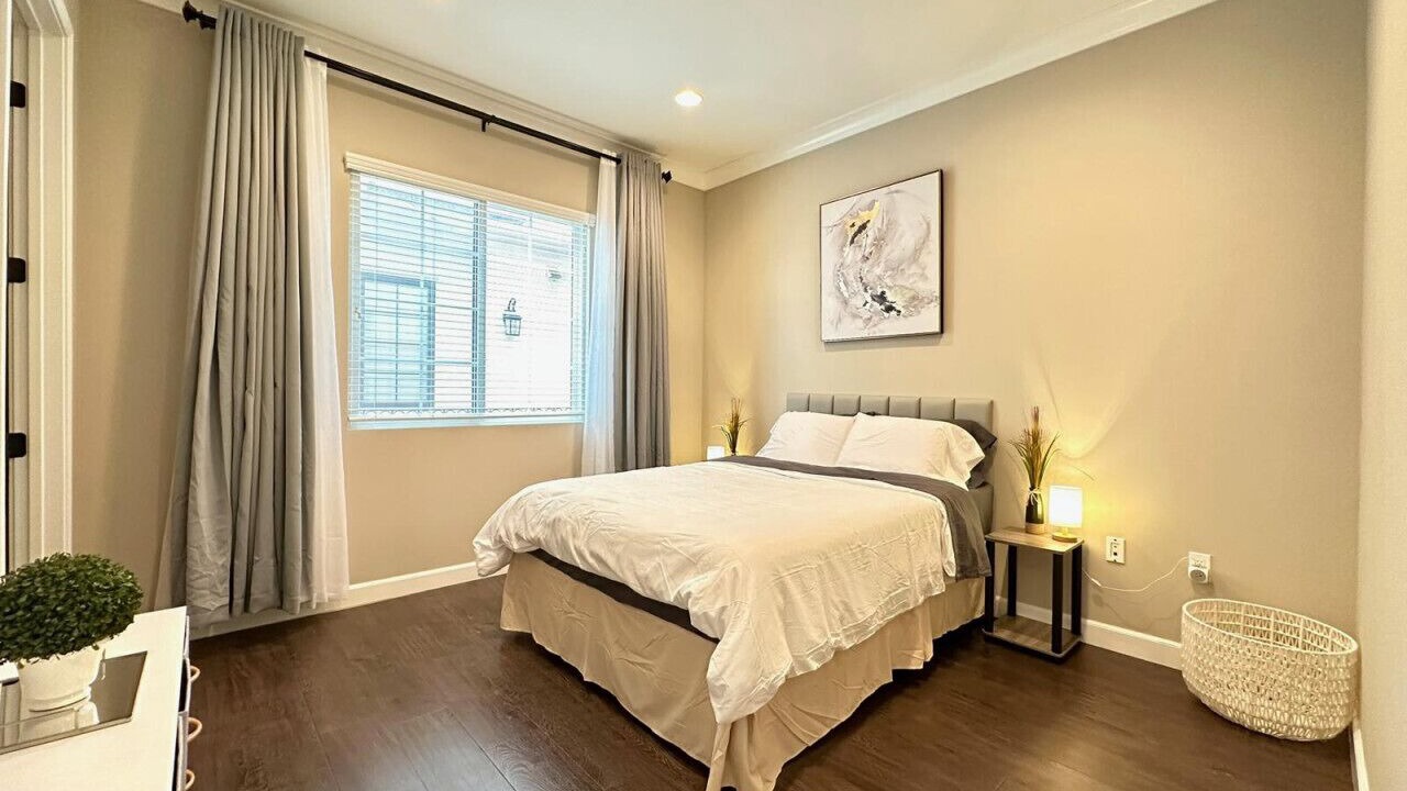 Photo of Bedroom in Glendale