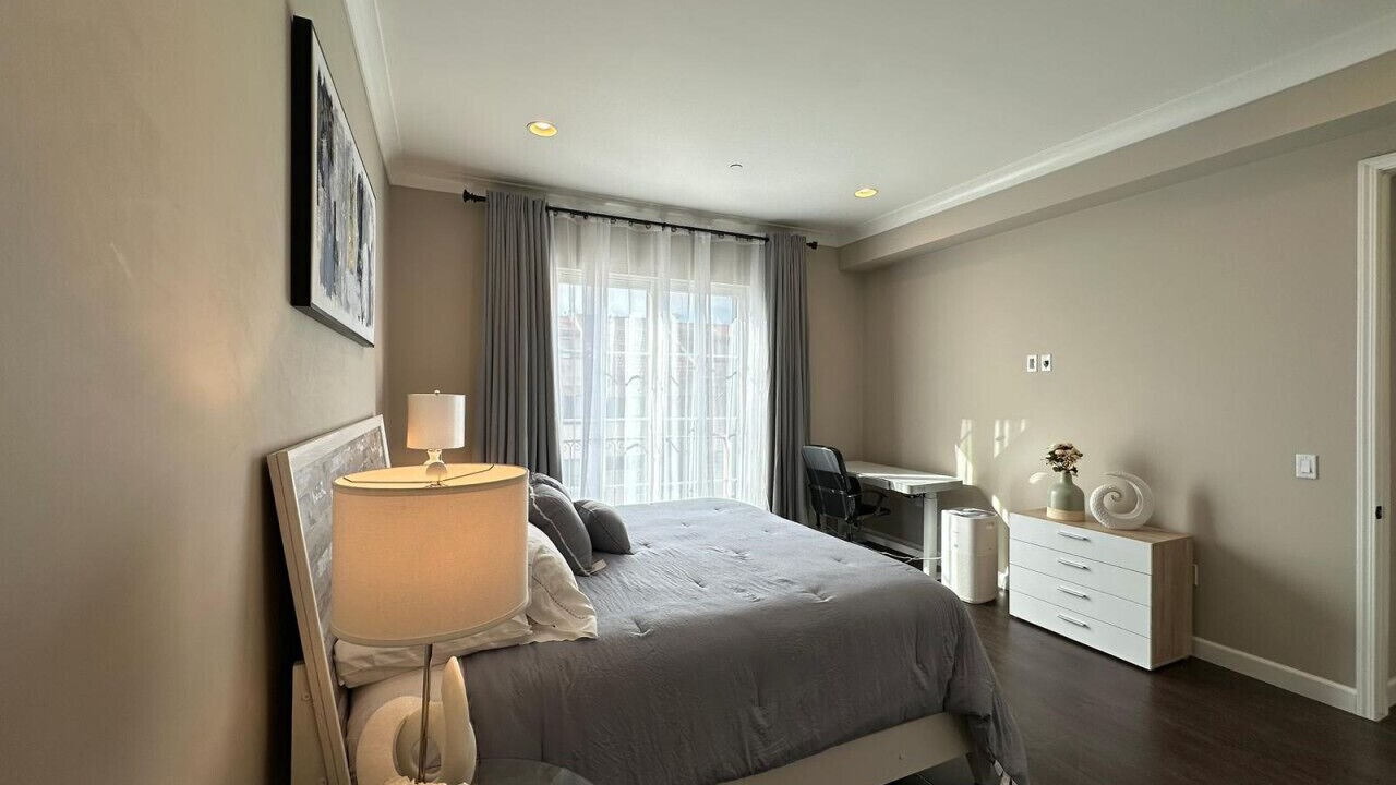 Photo of Bedroom in Glendale