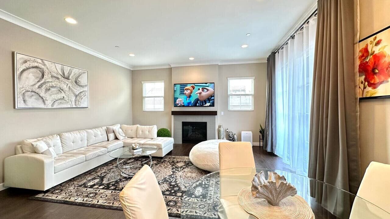 Photo of Livingroom in Glendale