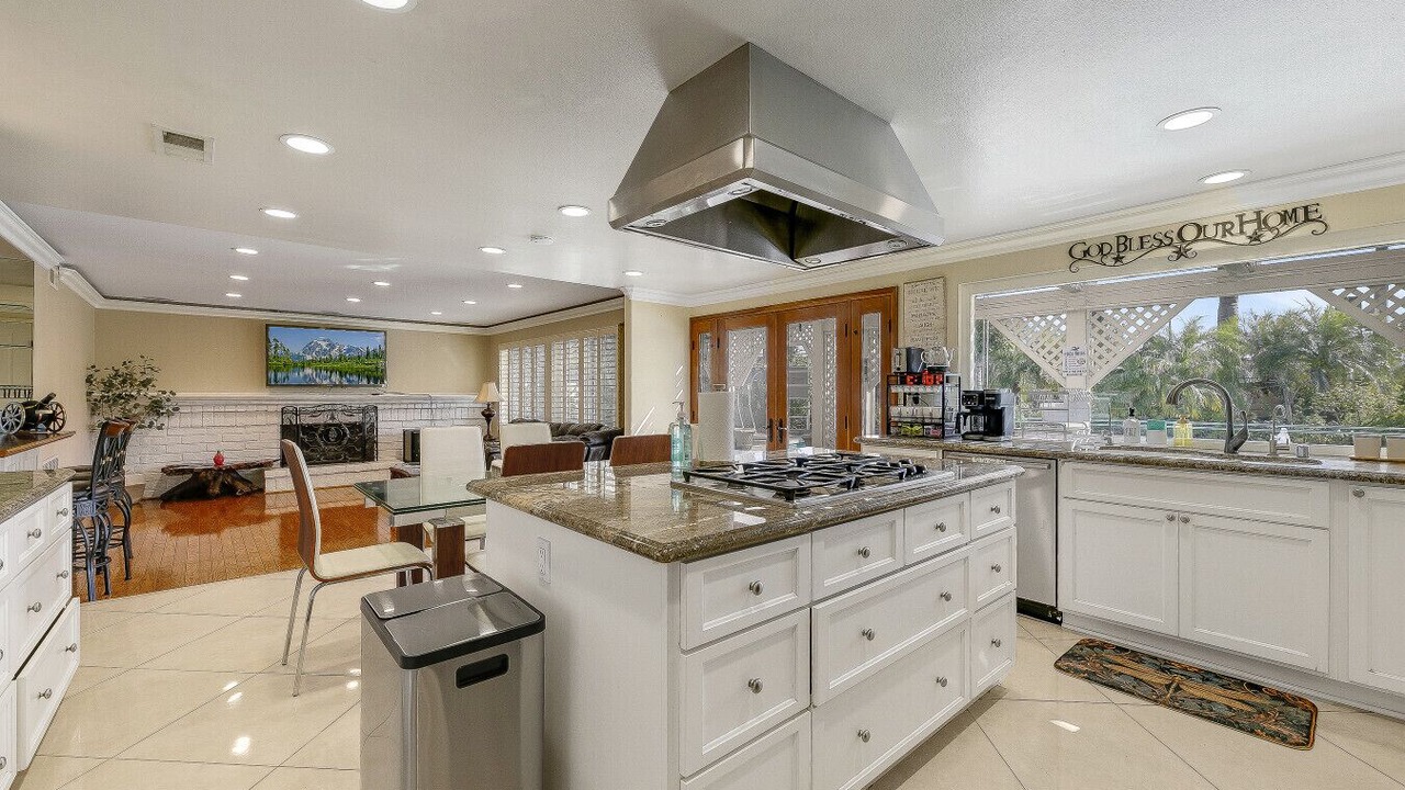 Photo of Kitchen in Midway City