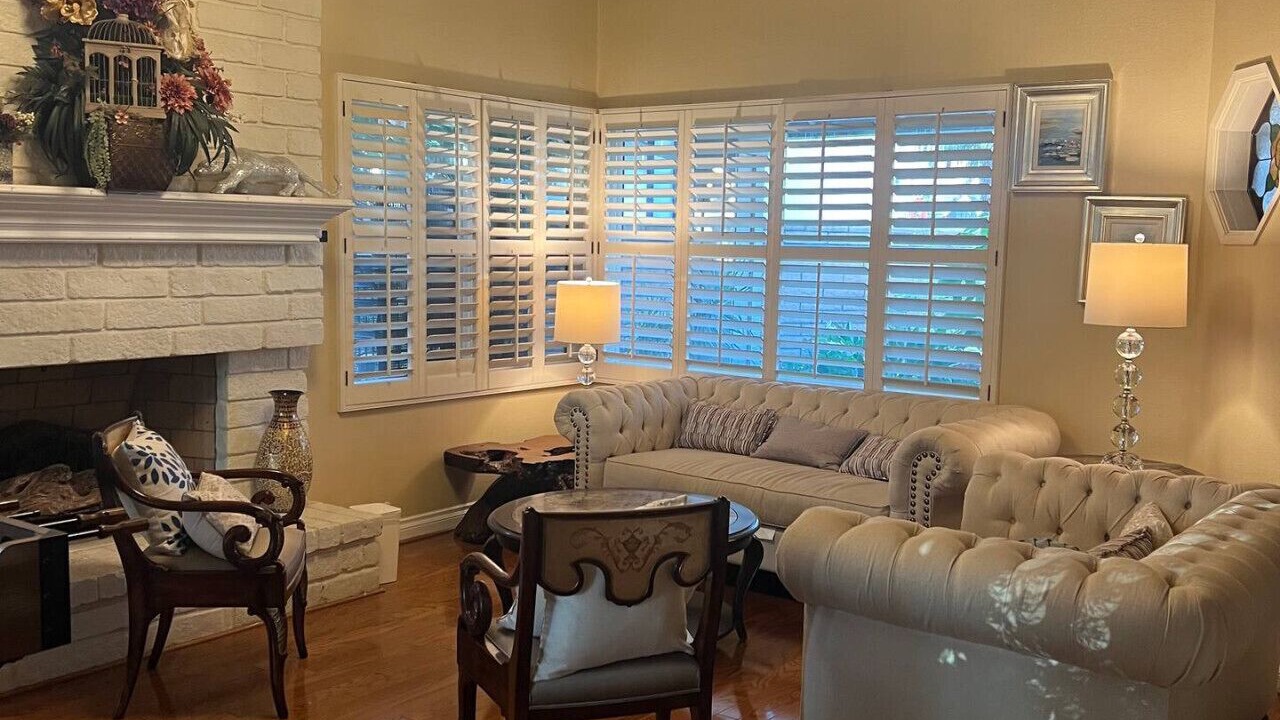 Photo of Livingroom in Midway City
