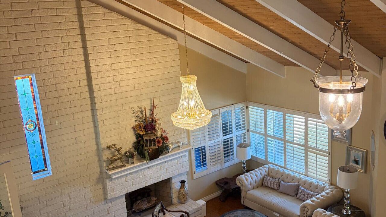 Photo of Livingroom in Midway City