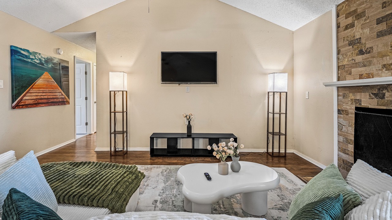 Photo of Livingroom in Brushy Creek