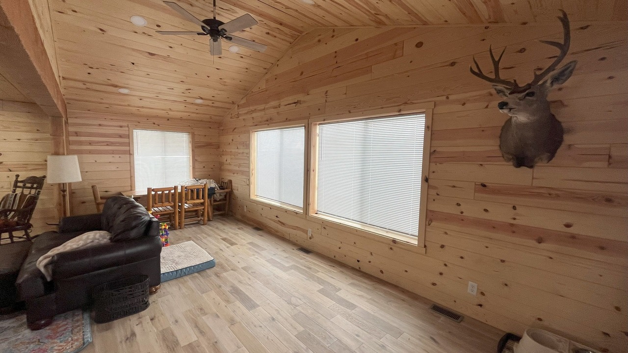 Photo of Livingroom in Knox County