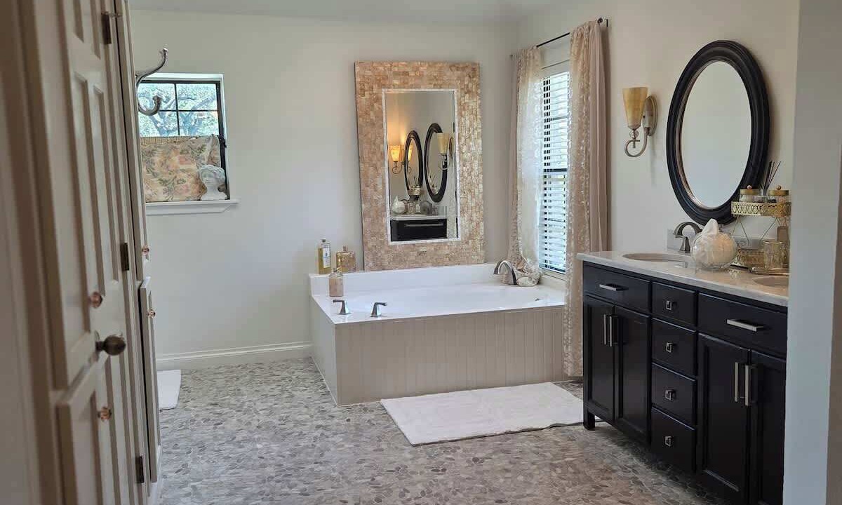 Photo of Bathroom in Belton
