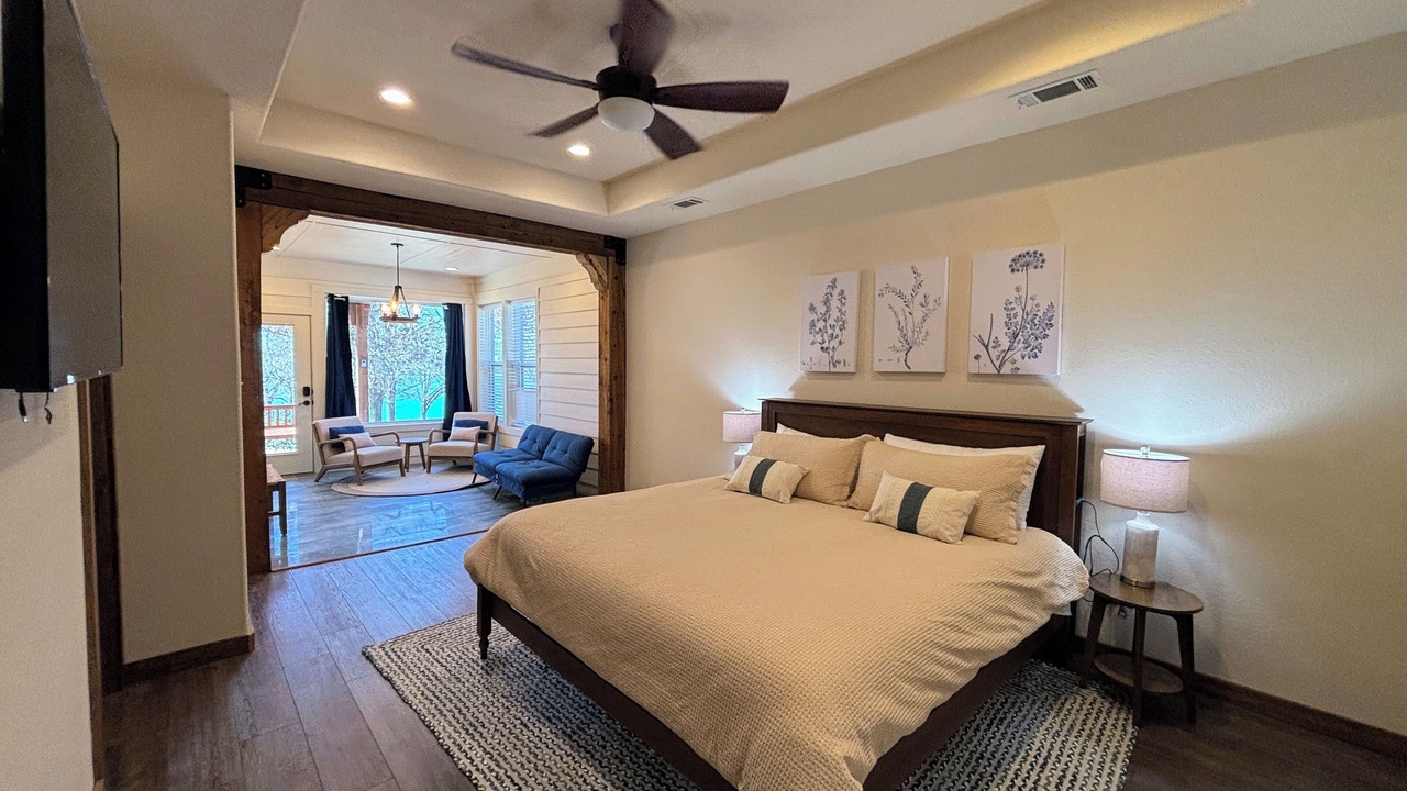 Photo of Bedroom in Log Cabin