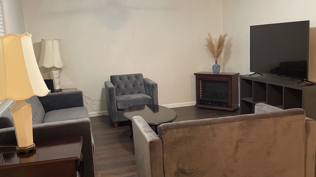 Photo of Livingroom in Burkburnett