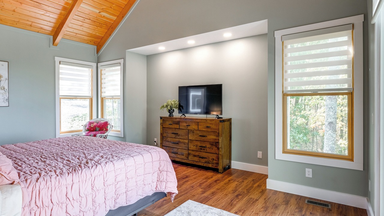Photo of Bedroom in Caldwell