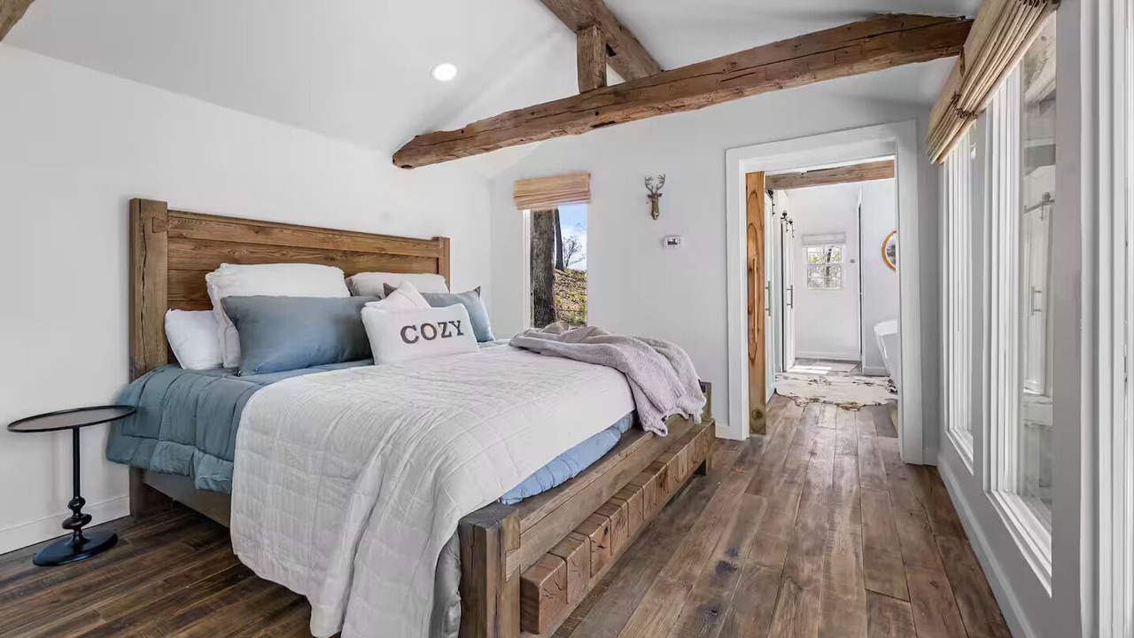 Photo of Bedroom in Johnson City