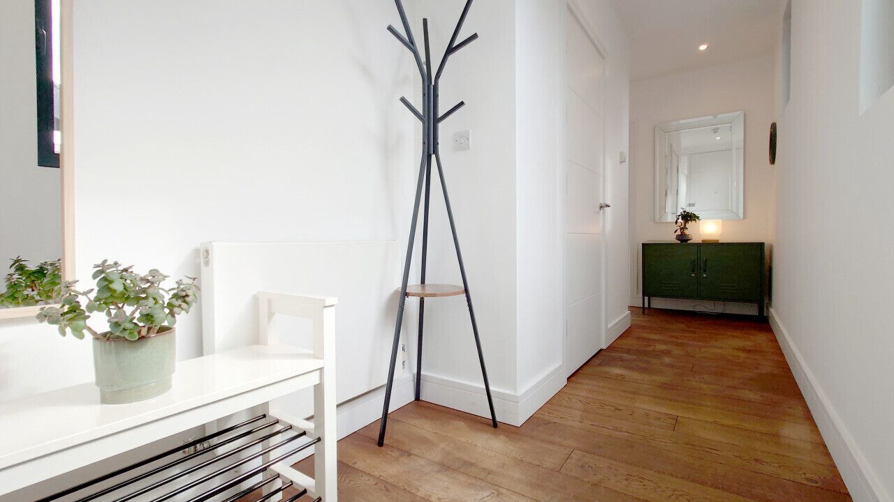 Photo of Others in Victoria