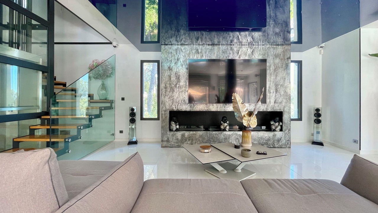Photo of Livingroom in Saint-Clement-de-Riviere