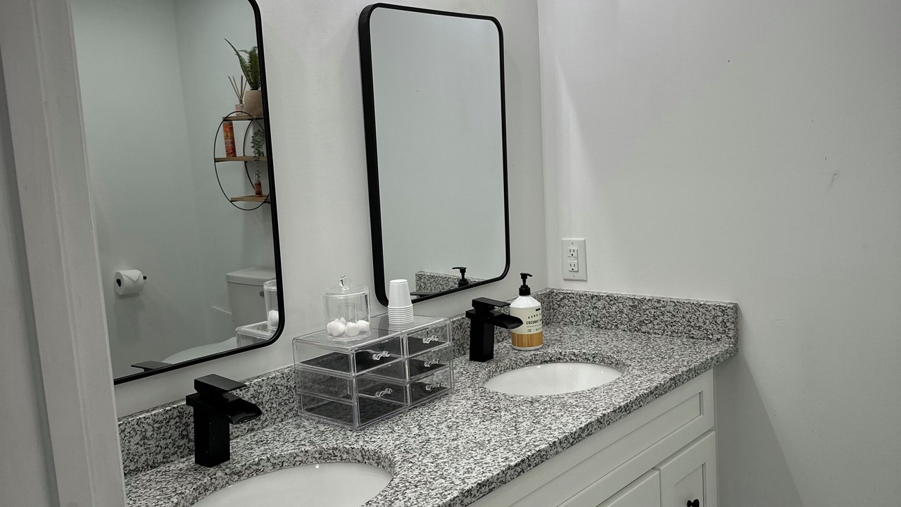 Photo of Bathroom in Gracewood