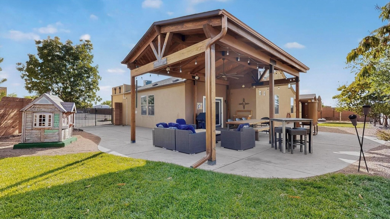 Photo of Outdoor in North Valley