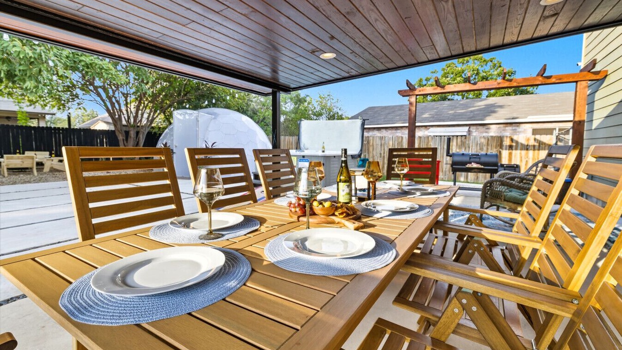Photo of Outdoor in Live Oak