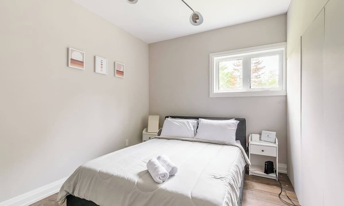 Photo of Bedroom in Bobcaygeon