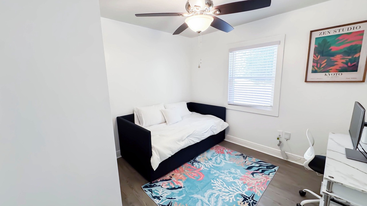 Photo of Bedroom in Enderly Park