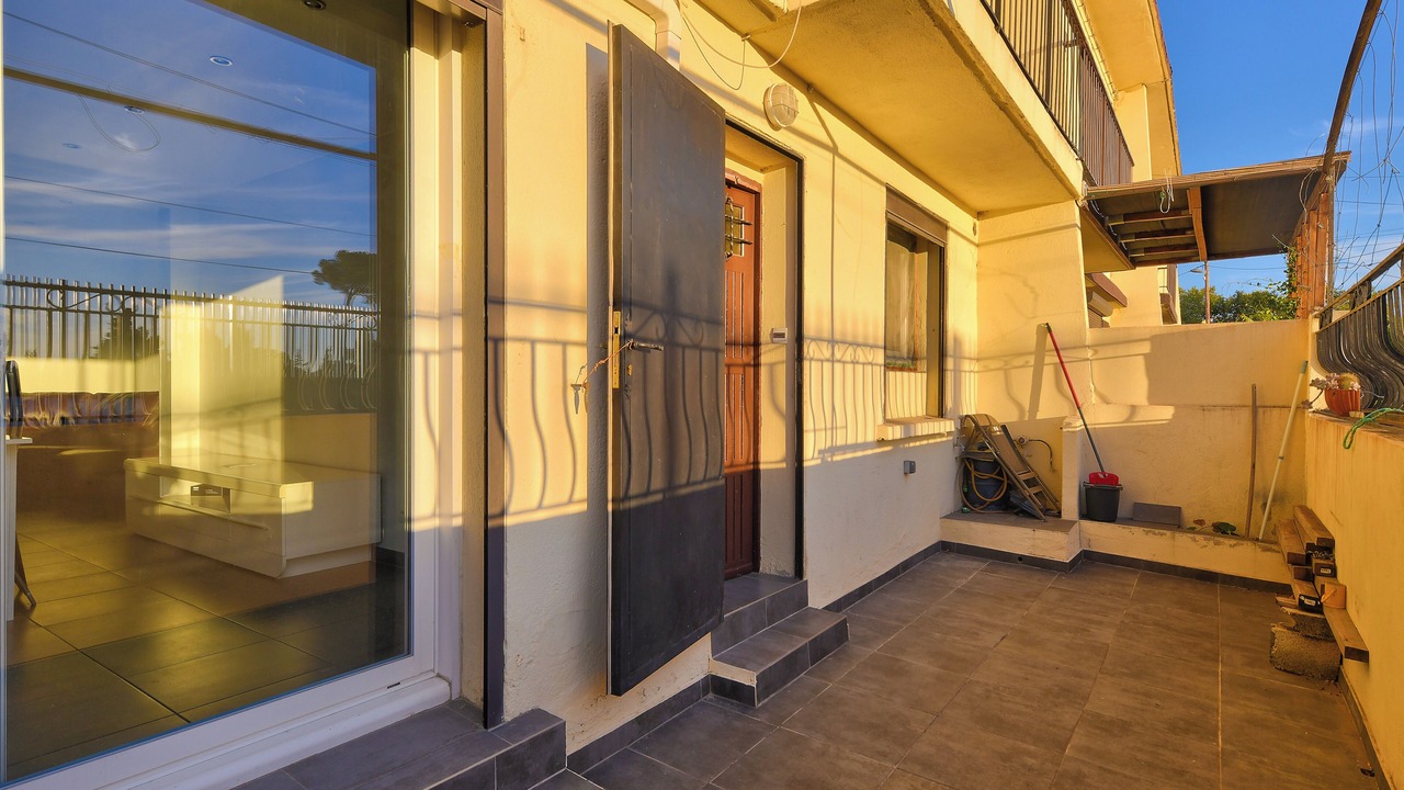 Photo of Outdoor in La Croix-Rouge