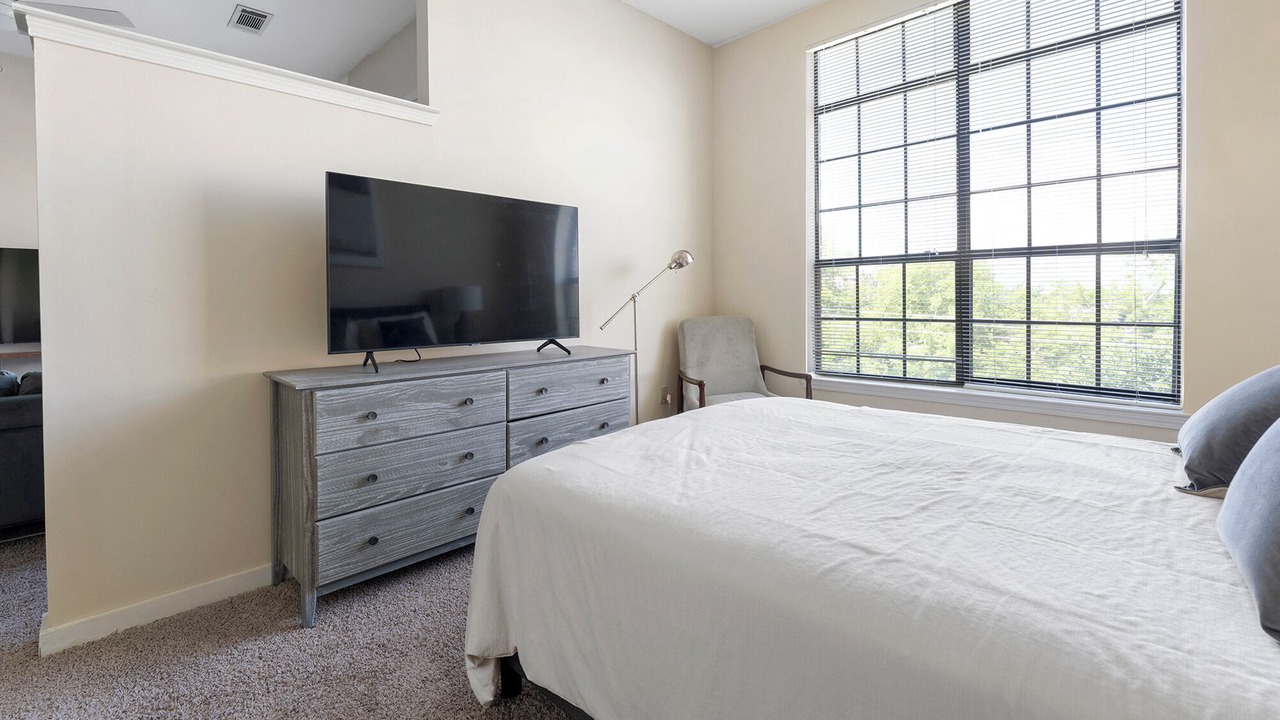 Photo of Bedroom in New Pathways