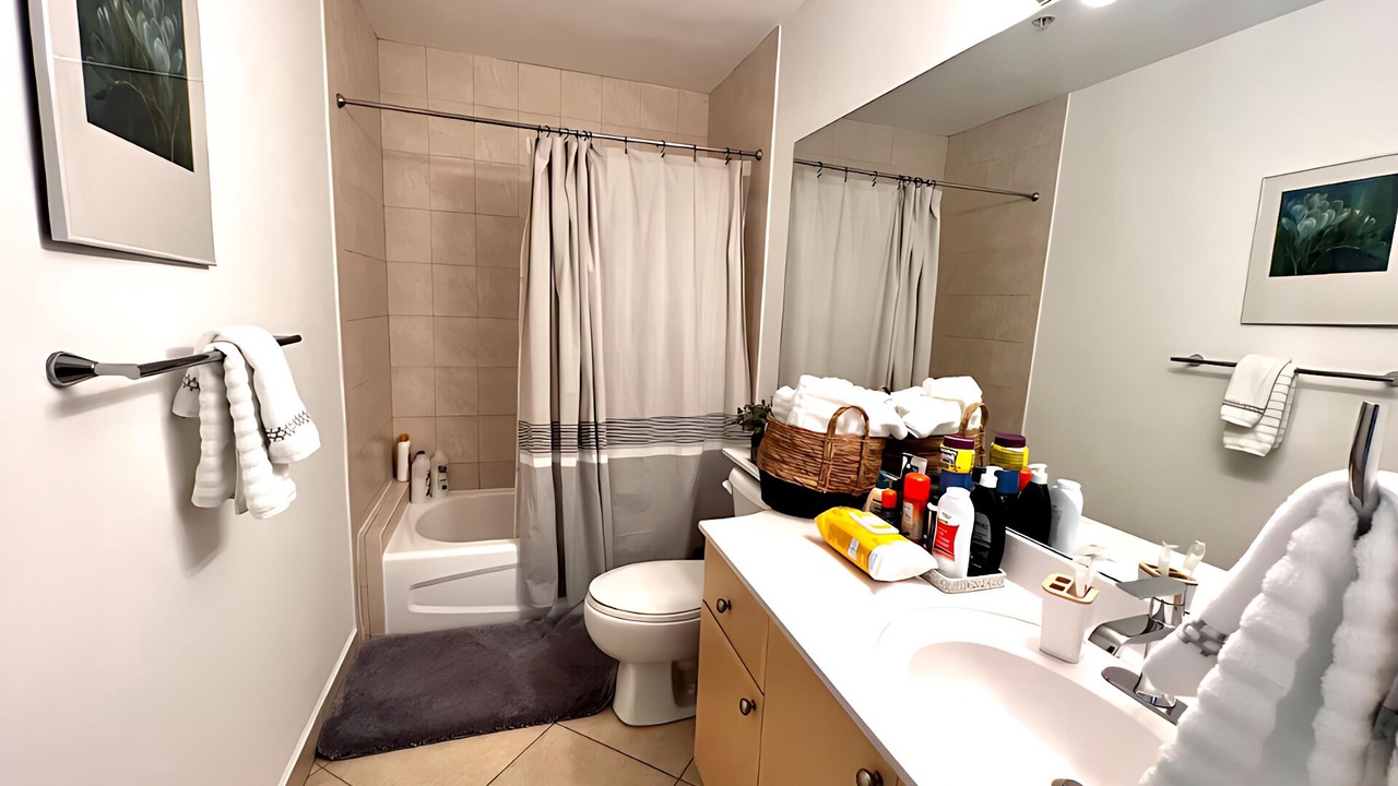 Photo of Bathroom in Coral Way