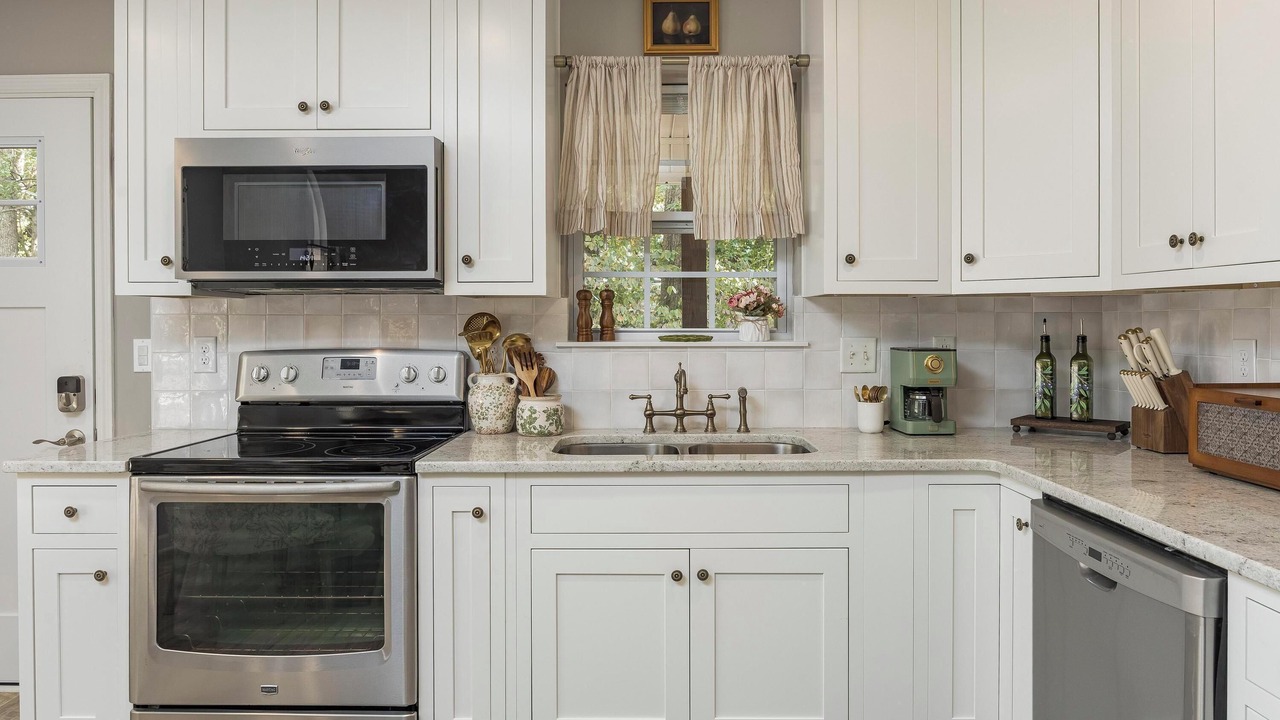 Photo of Kitchen in Collegedale
