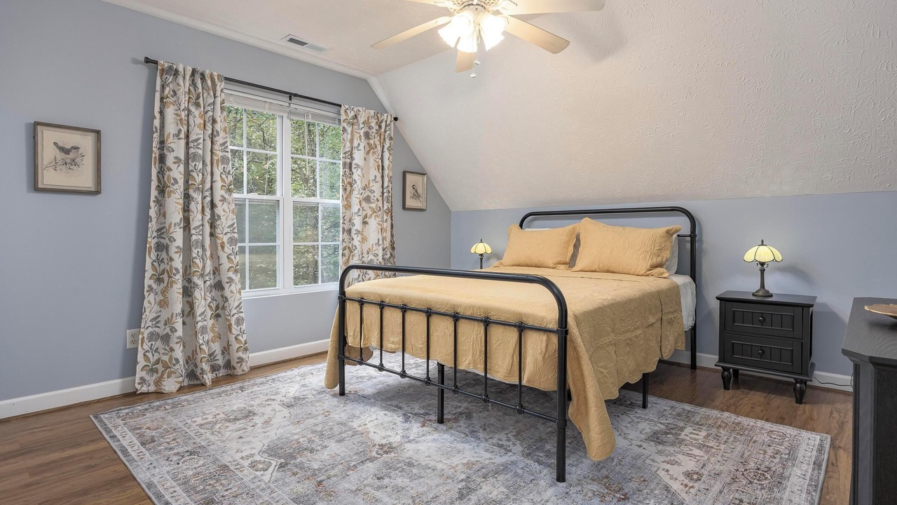 Photo of Bedroom in Collegedale