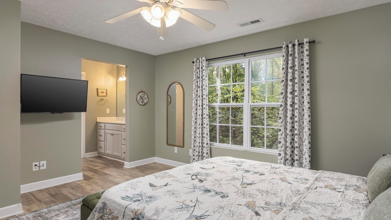 Photo of Bedroom in Collegedale