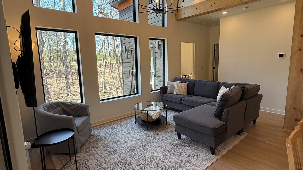 Photo of Livingroom in Sewanee