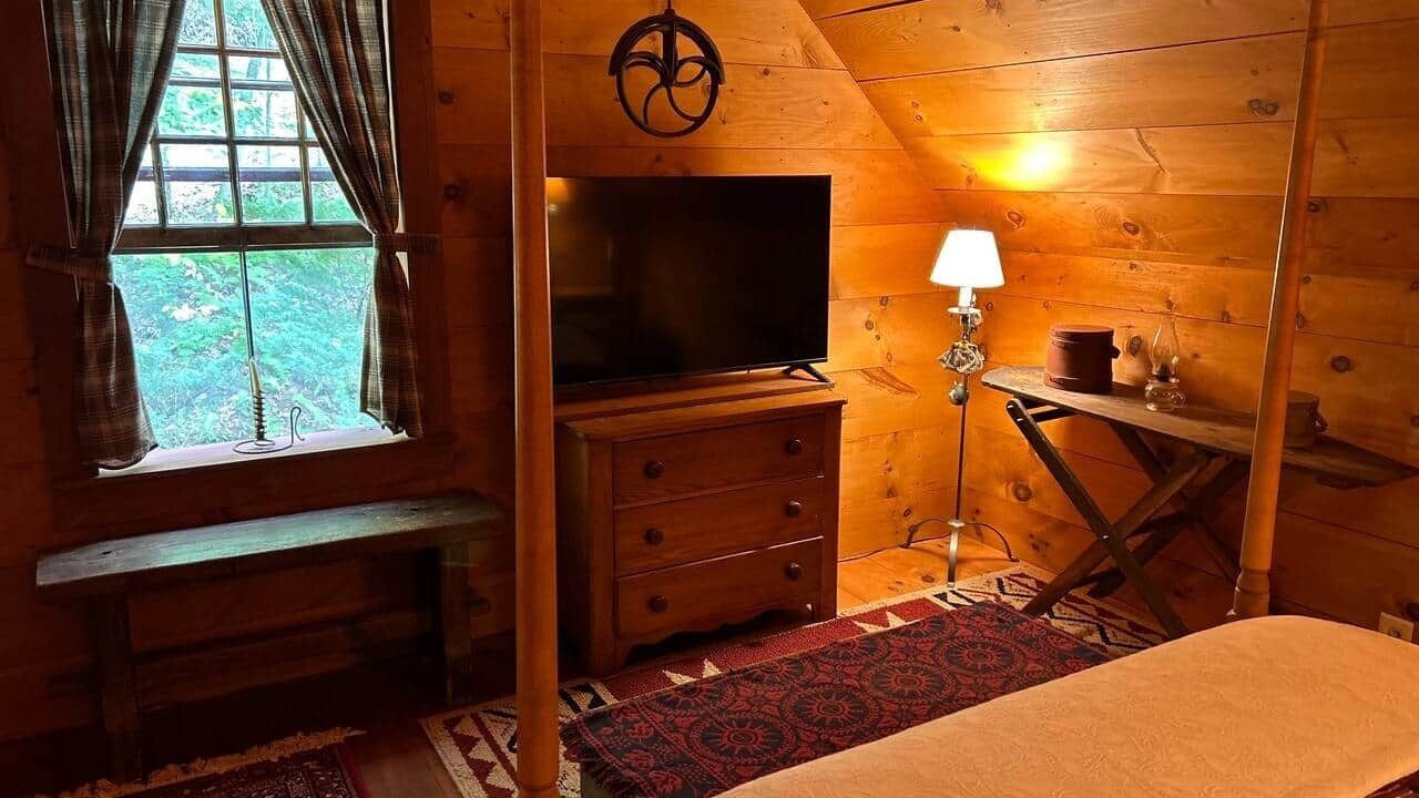 Photo of Bedroom in Deerfield