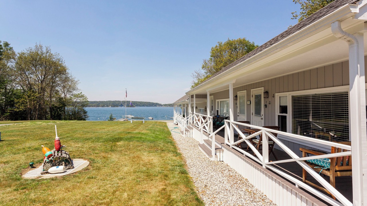 Photo of Patio Balcony in East Boothbay