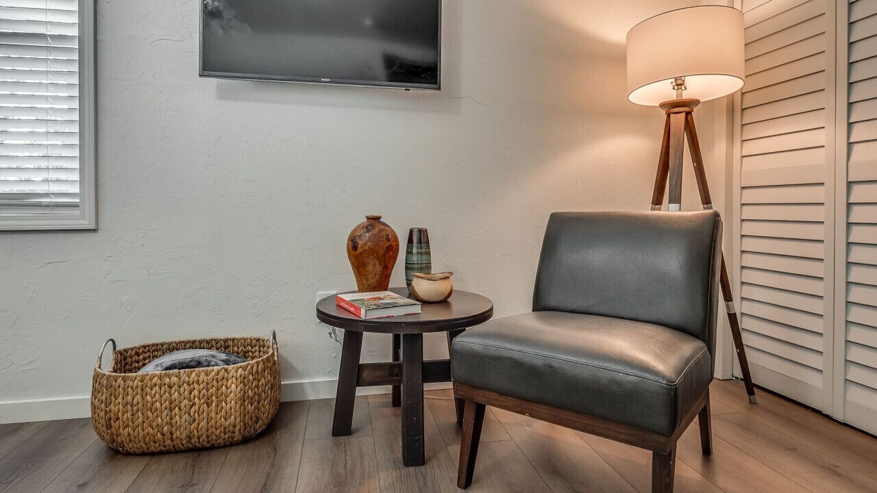 Photo of Livingroom in Ada